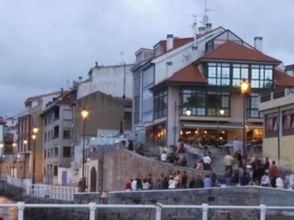 mit Aussicht in Luanco