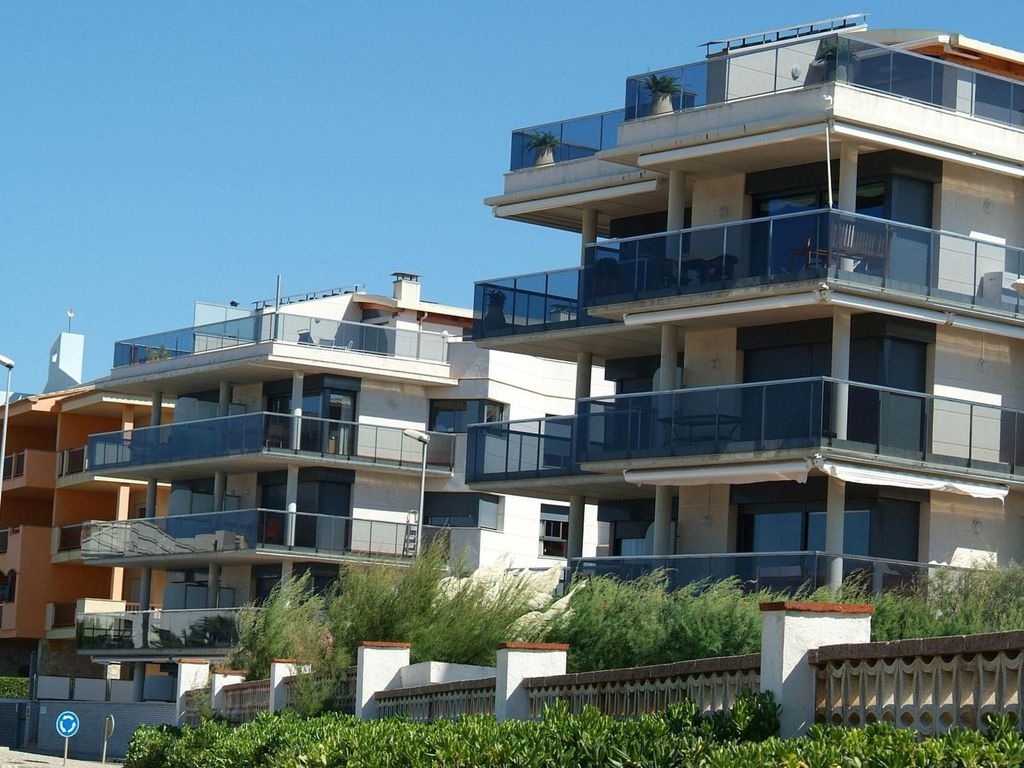 Costabravaforrent Balcó 7, mit gemeinschaftlichem Schwimmbad