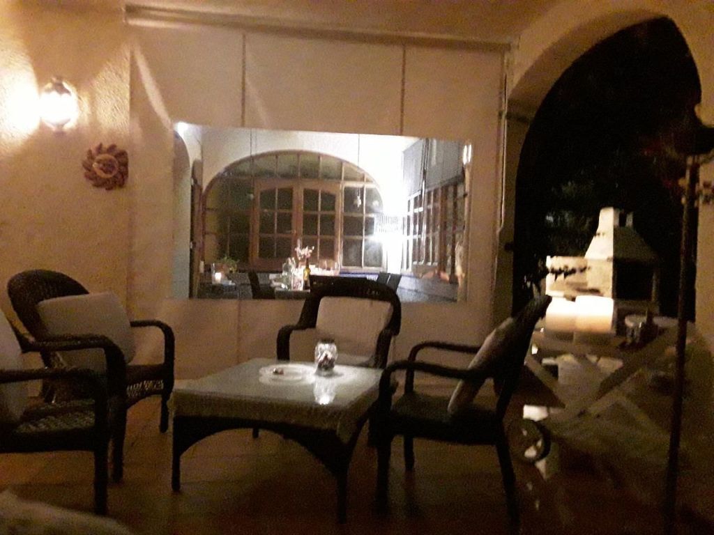 Ferienhaus mit Pool am Meer