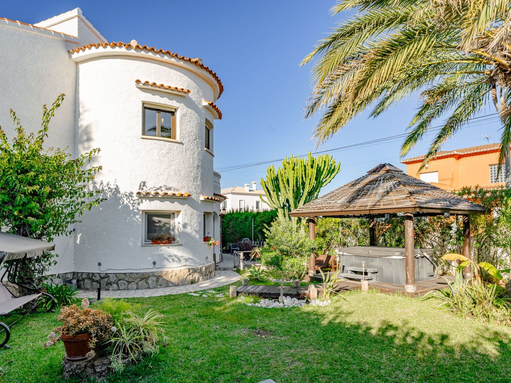 Villa Yakamoz