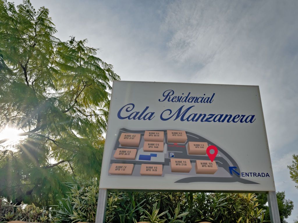 Cala Manzanera