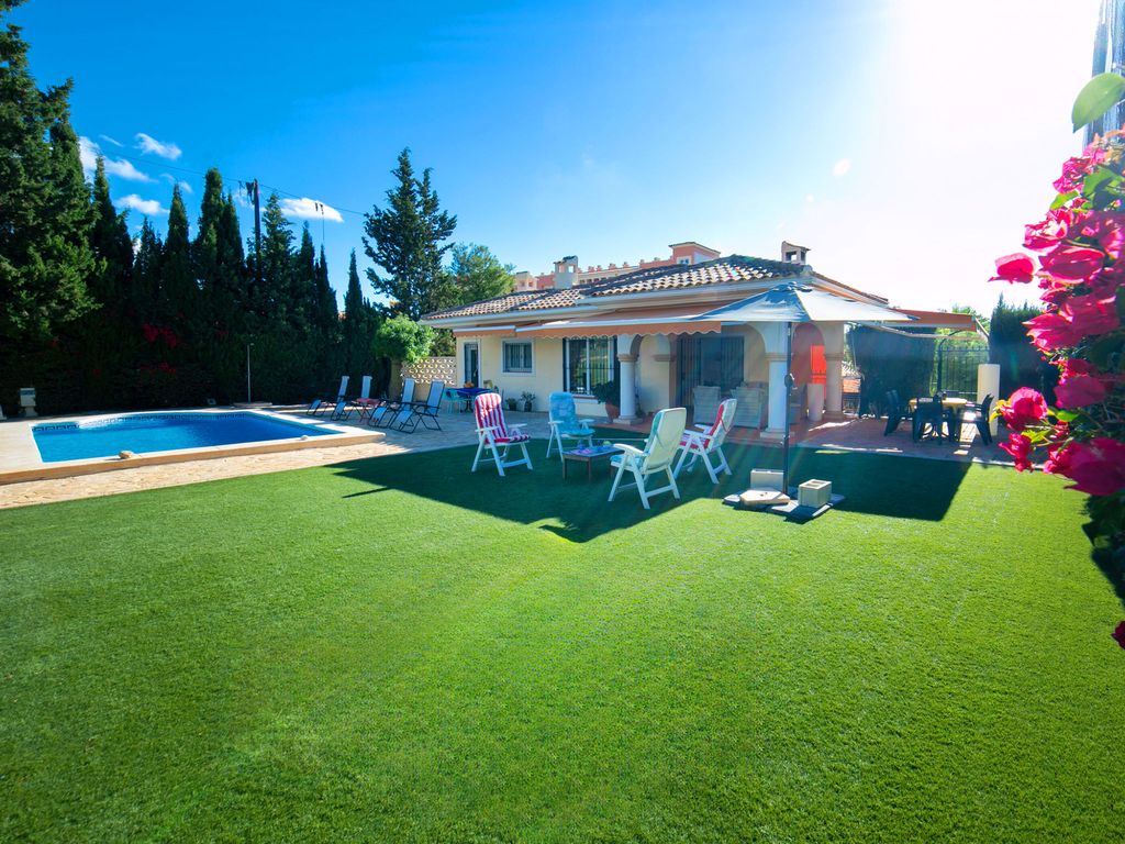 Bonalba Golf, Urb. Los Naranjos