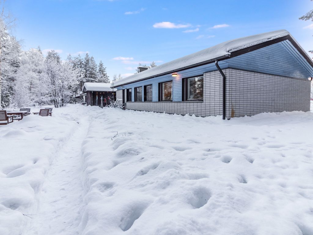Artic secret home