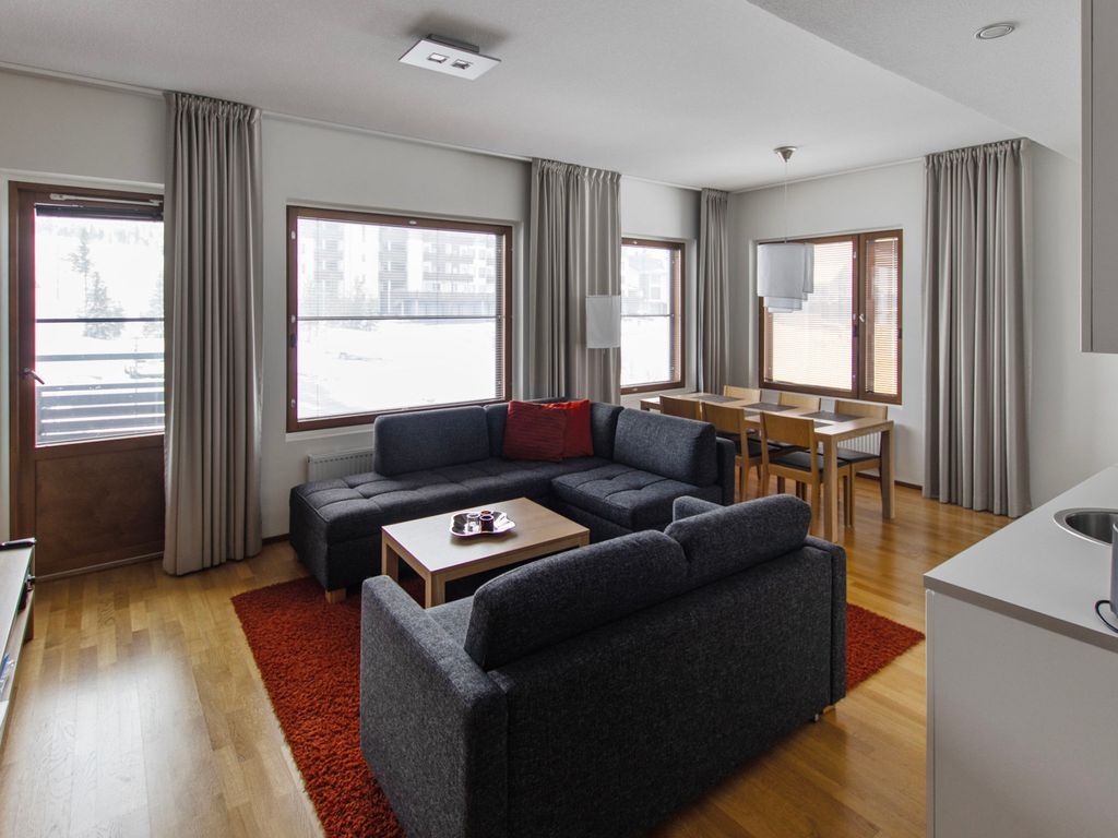 Nordic chalet 9312