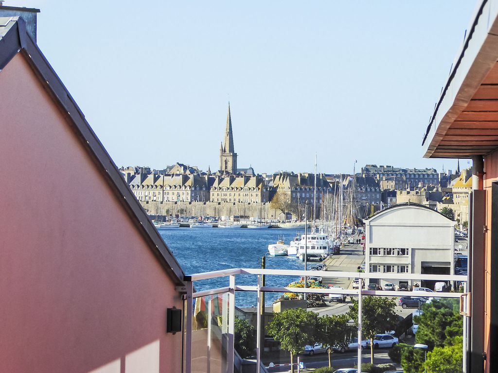 Les Allées du Port