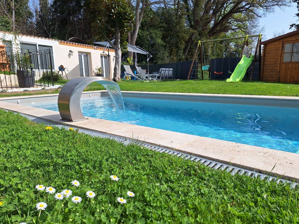 Leonie's Gîte Moulin de Tartay in Avignon
