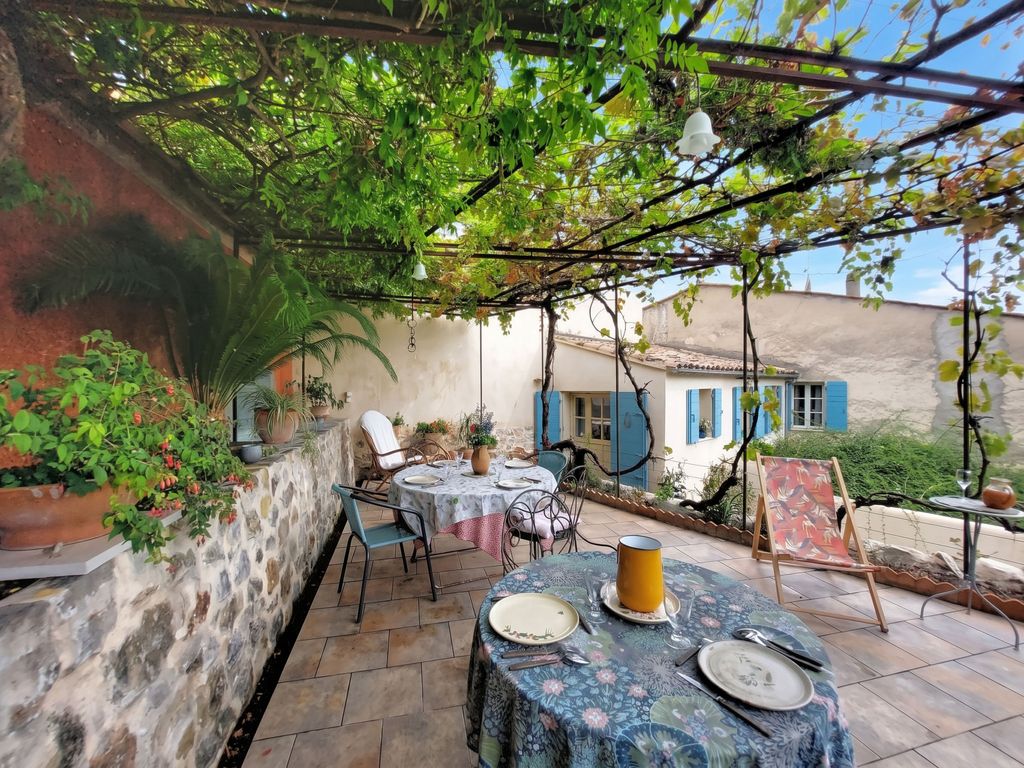 Maison de Village Manolsi