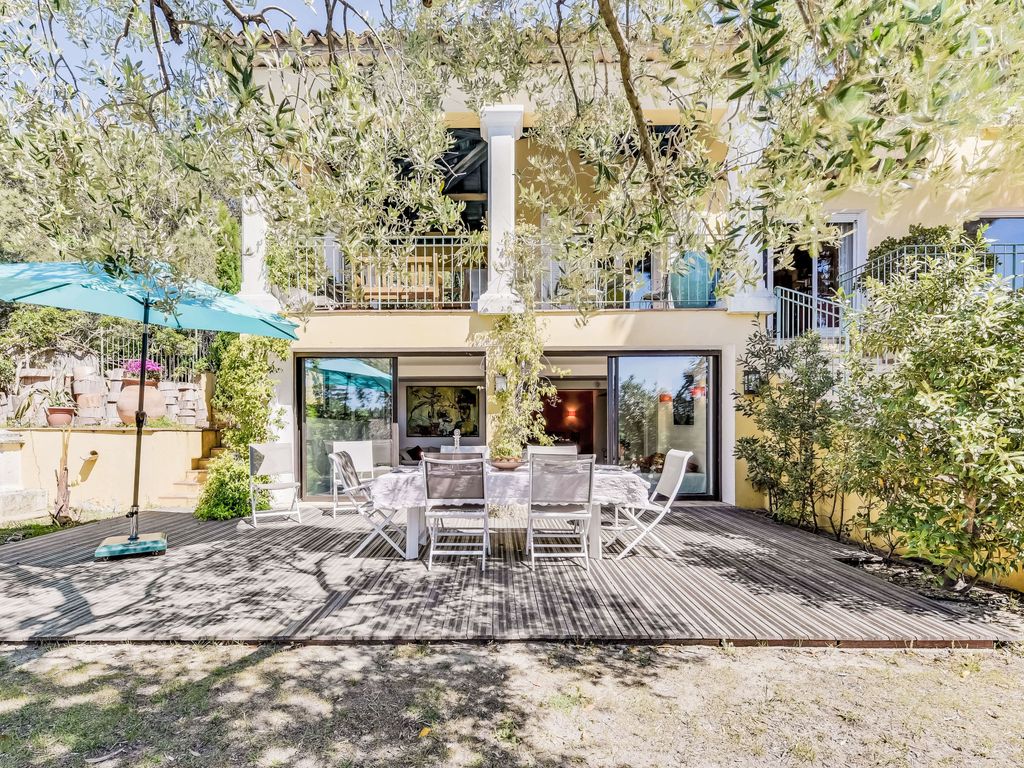 Villa La Romane