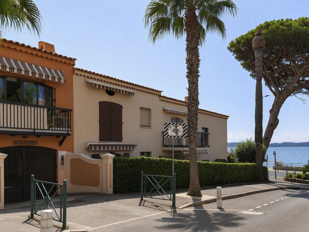 Les Embruns