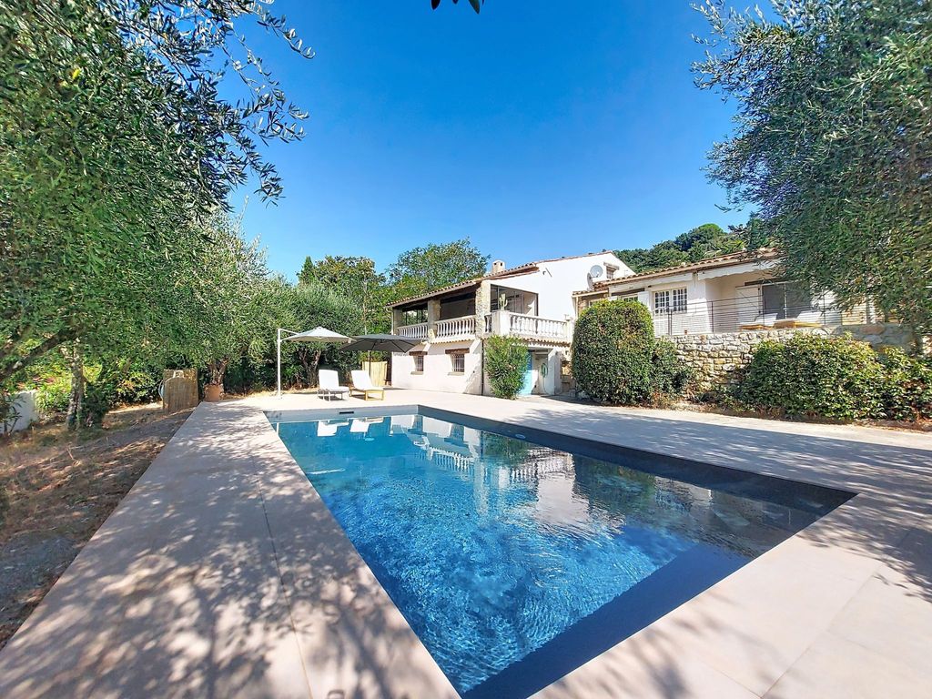 L Hacienda