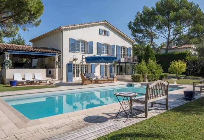 Villa in Mougins mit Pool – Ferienunterkunft an der Côte d'Azur