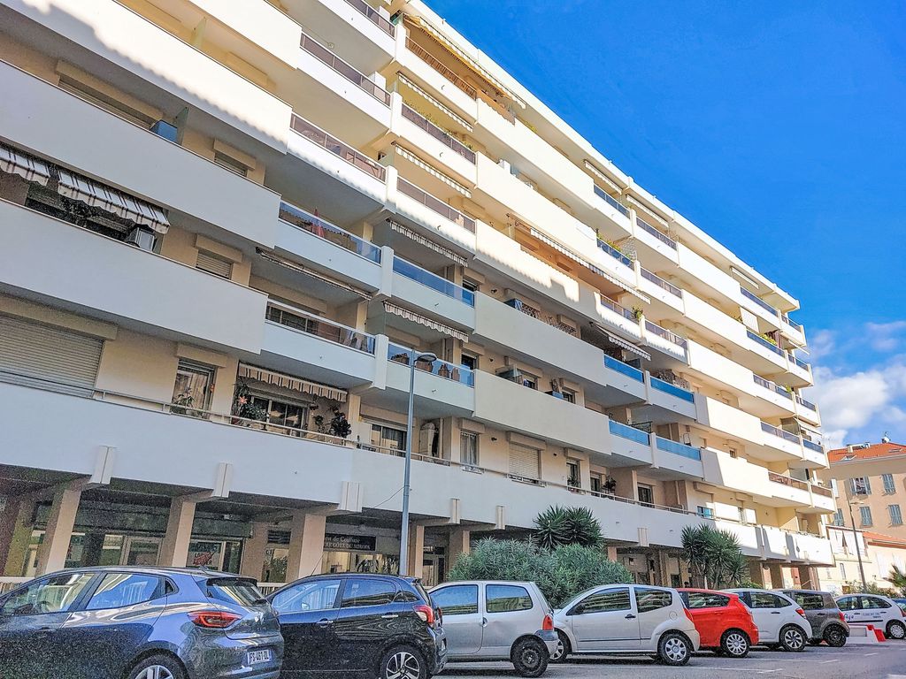 Le Georges V