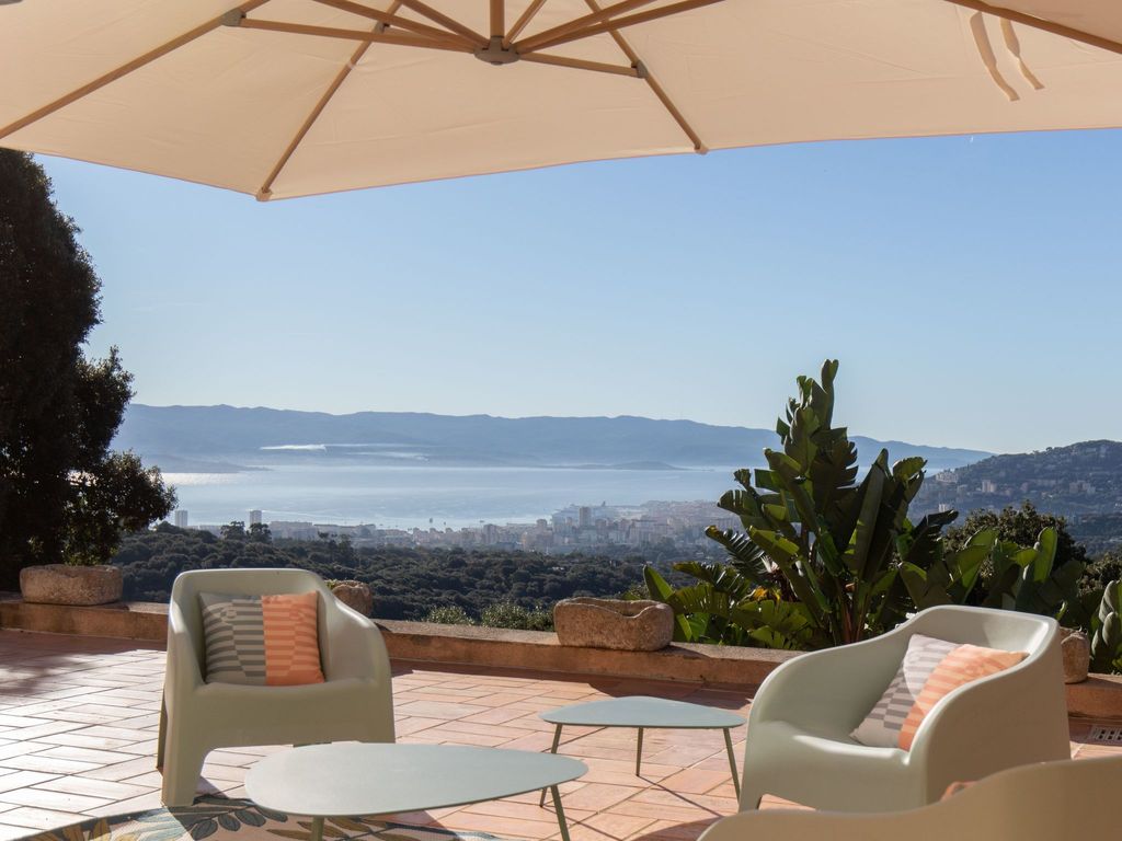 Apartment Terrasse Panoramablick auf den Golf