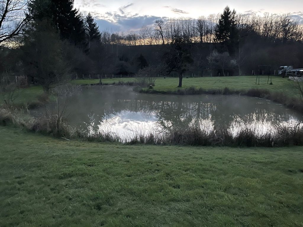 für 6 Pers. mit eigenem Teich