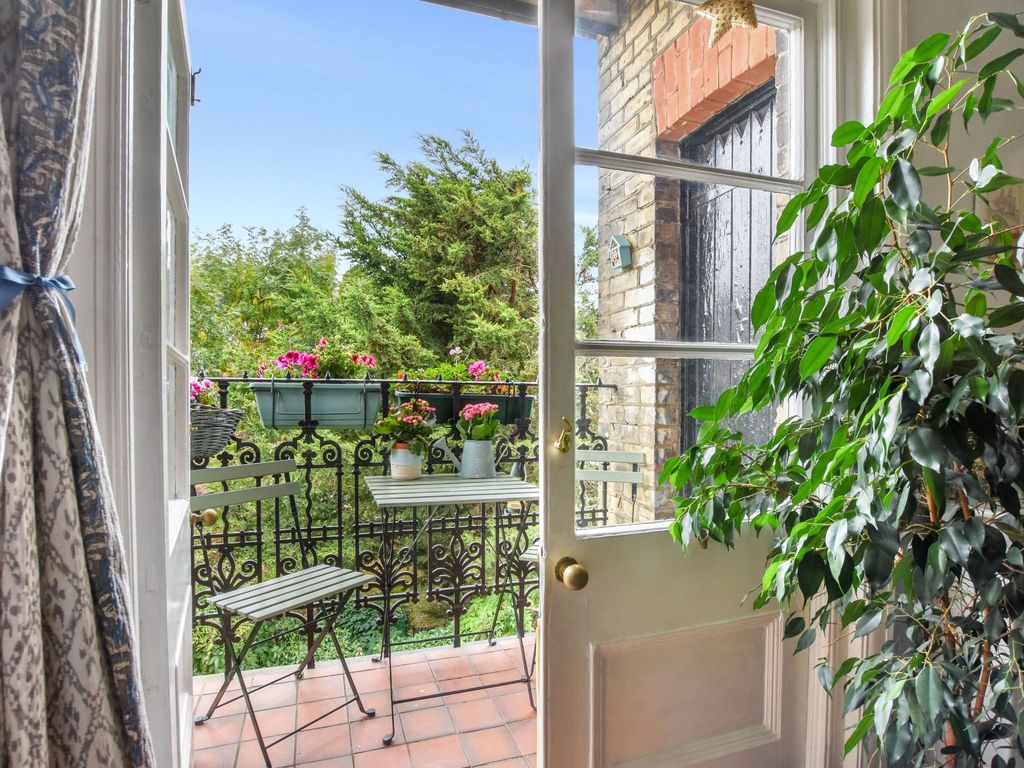 Charmante Wohnung mit Balkon