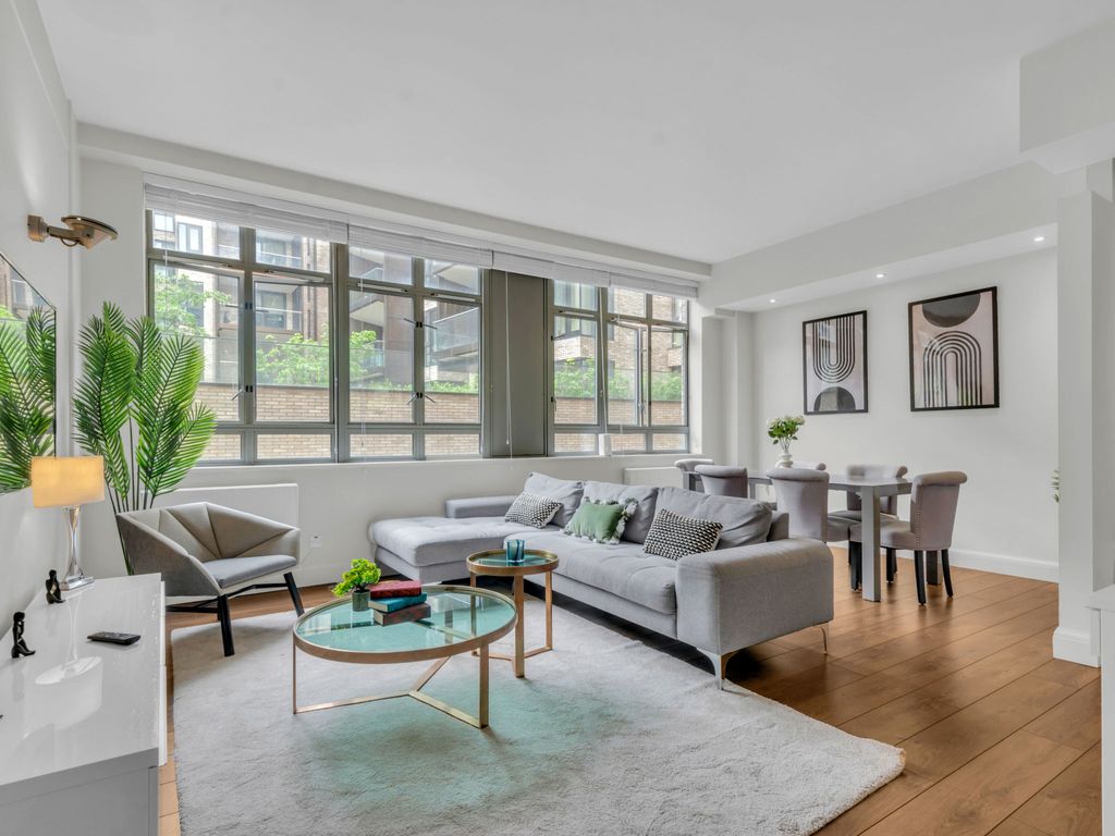 Lawerence apartment
