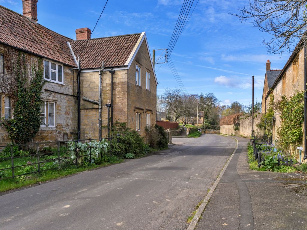 Hollies Cottage, Elm (4 bed)
