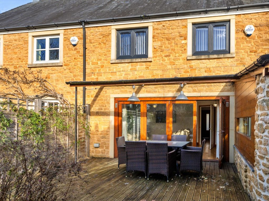 Hollies Cottage, Oak (3 bed)