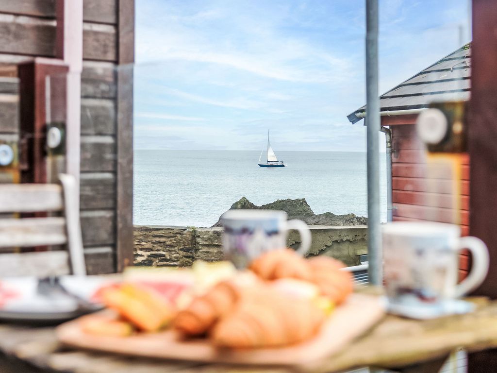 Harbourside Hideaway