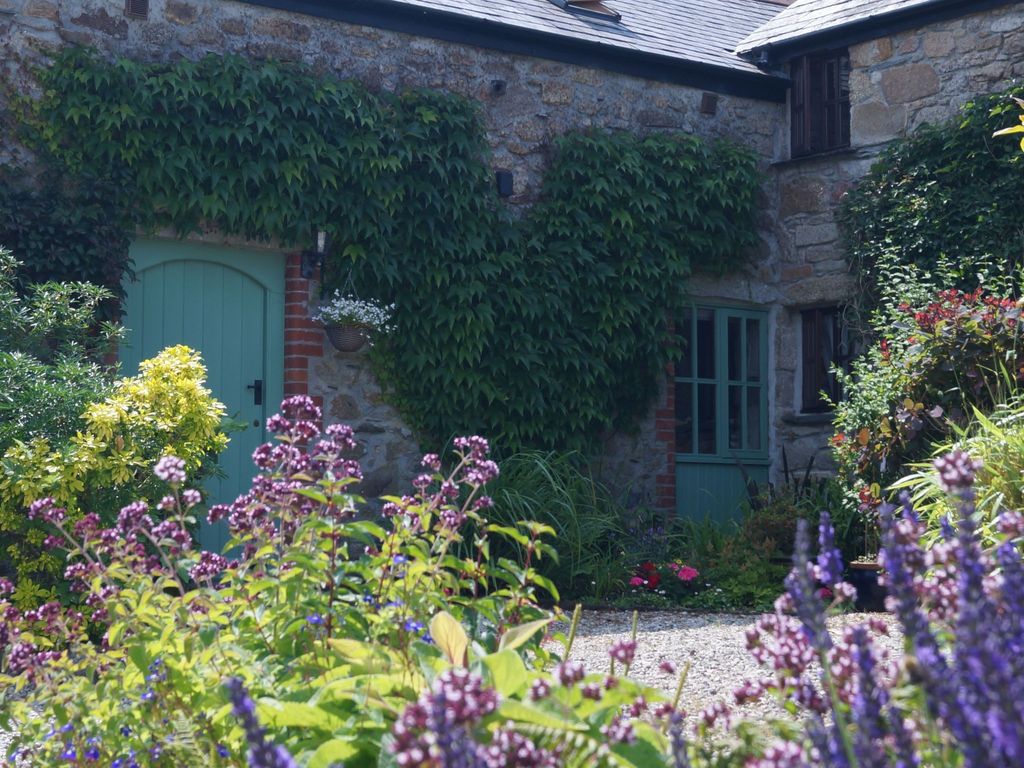 Idyllisches Landhaus mit wunderschönem Garten