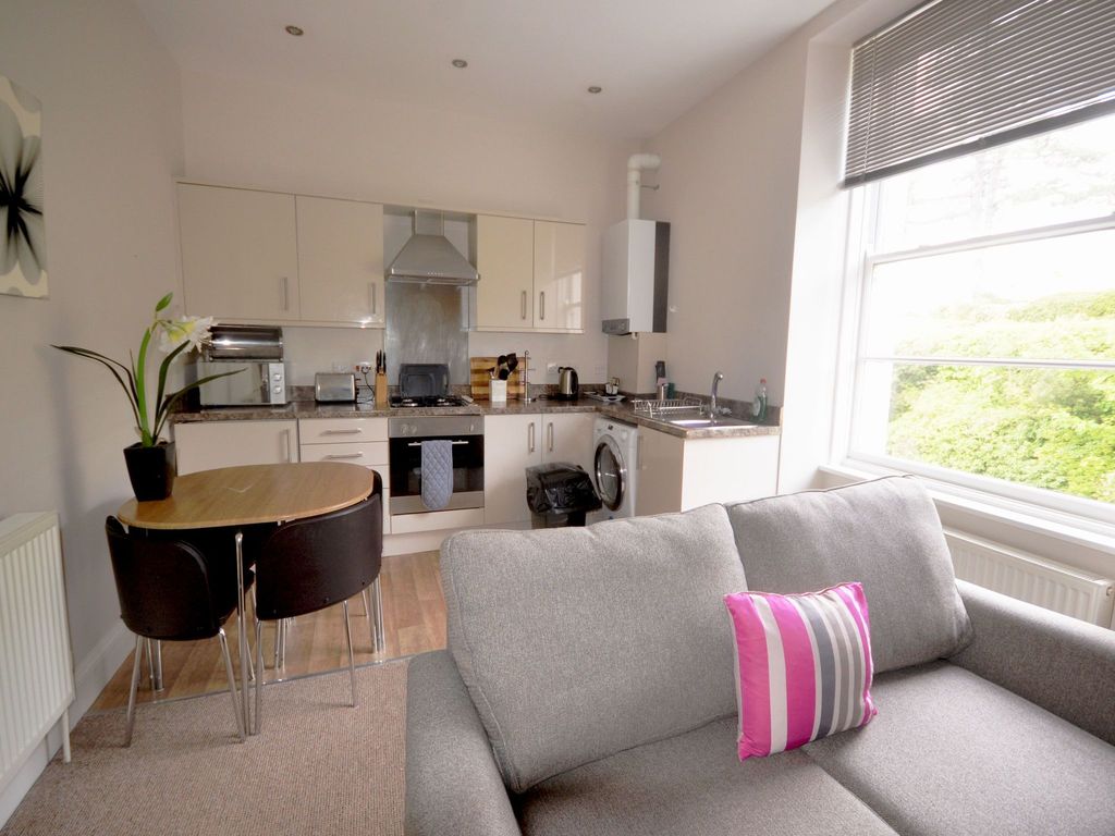Modern eingerichtete Ferienwohnung in der unteren Etage