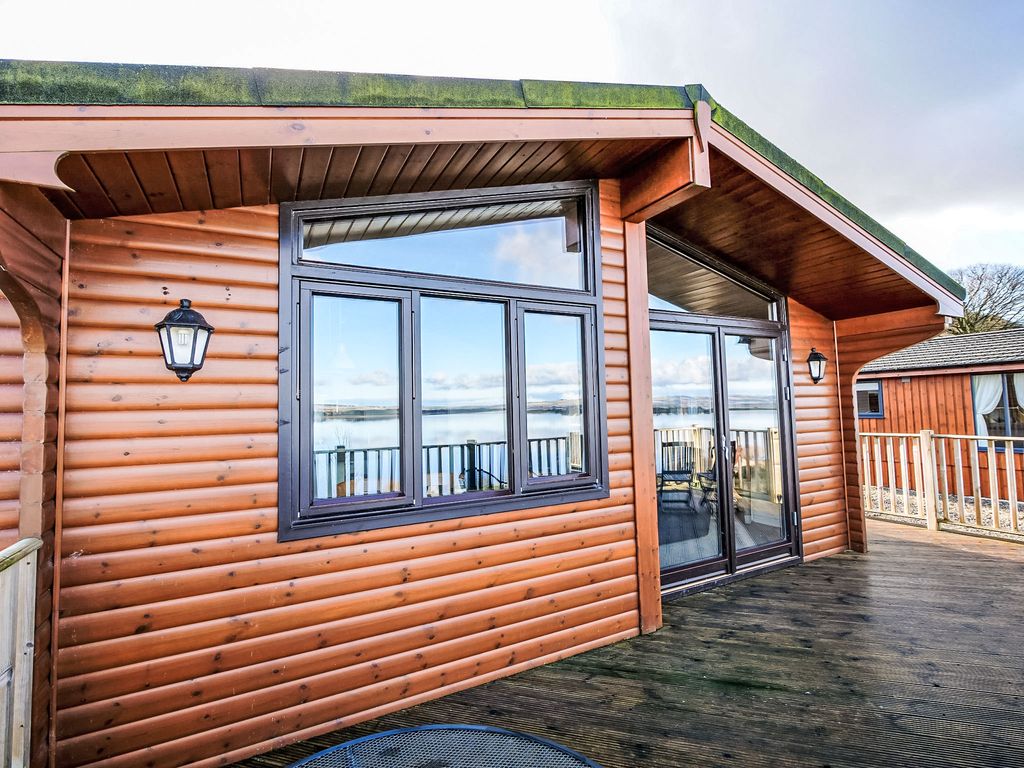 Loch Leven Lodge