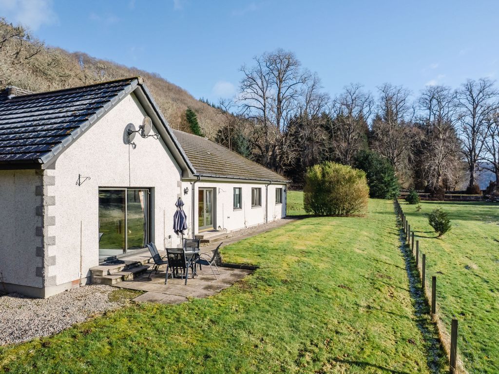 Glenmoriston Estate (2 cottages)