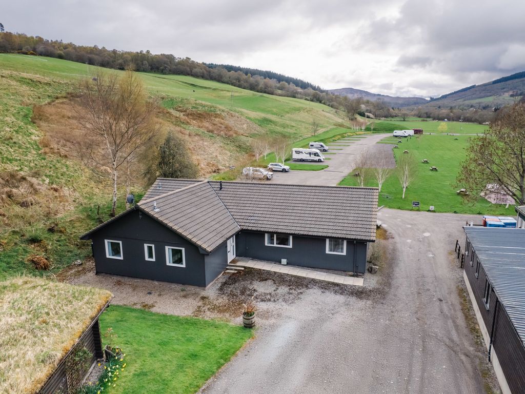 Loch Ness Lodge