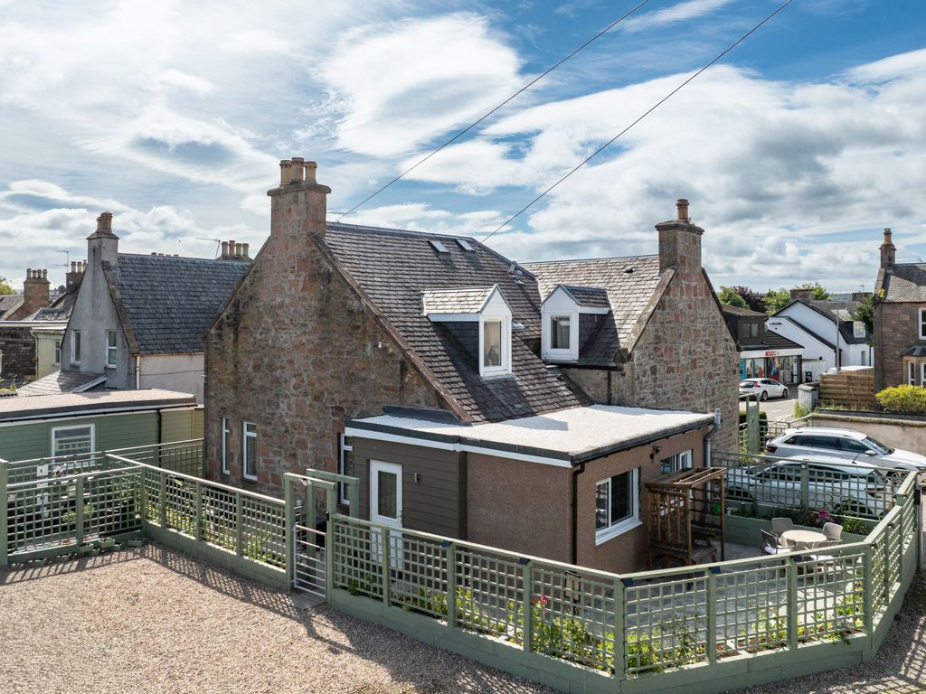 Thistle Cottage