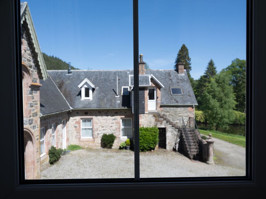 Coach House on Aigas Golf Course