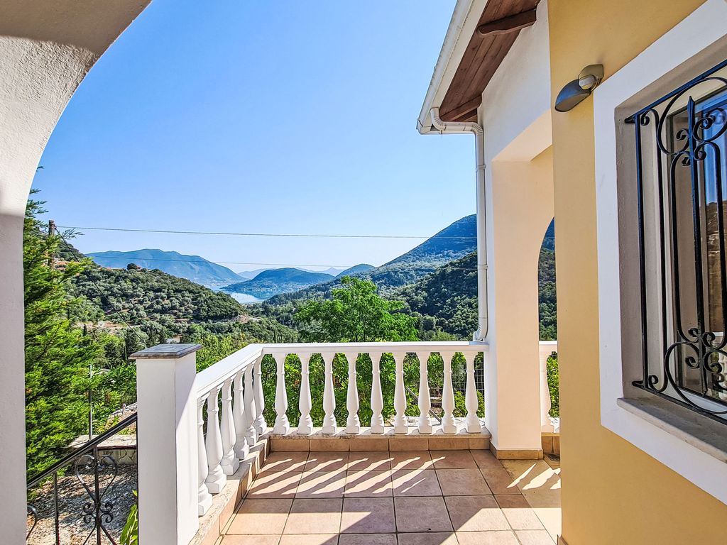 Victoria Katochori, Lefkada