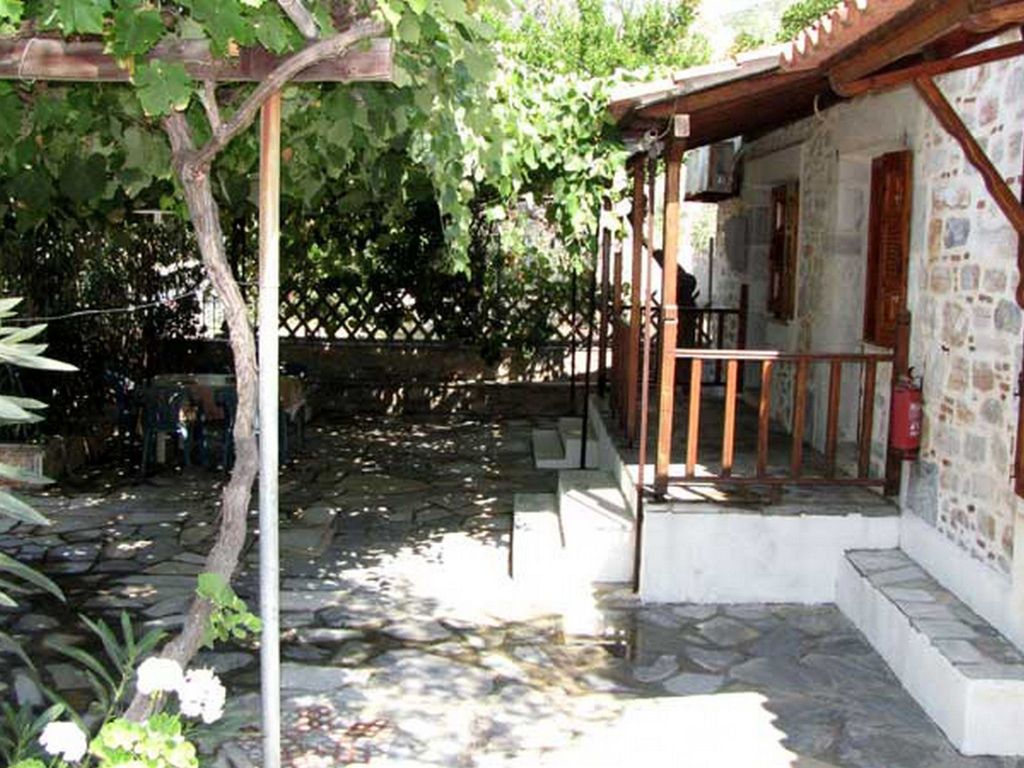 Niki Studios 2