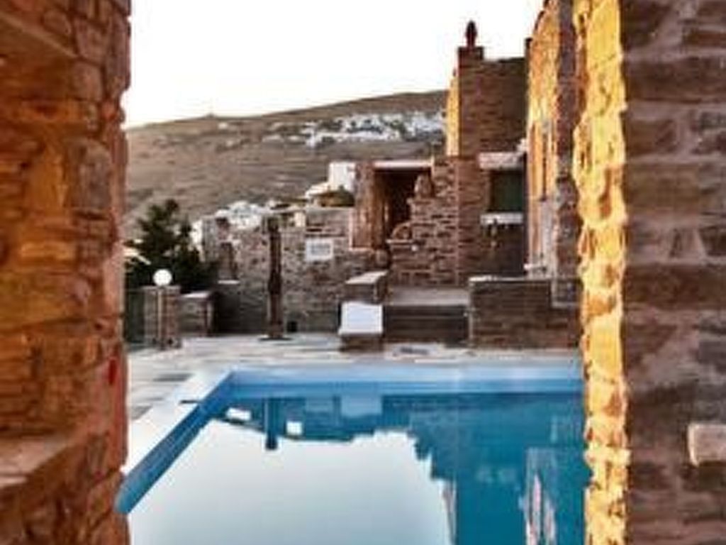 mit eigenem Pool