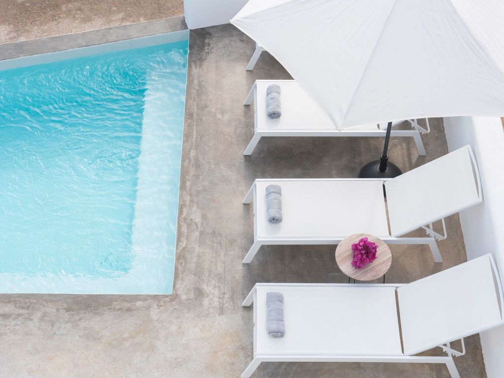Über White Orchid Suites