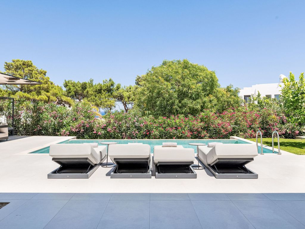 Trapezia Luxury Living - Opal