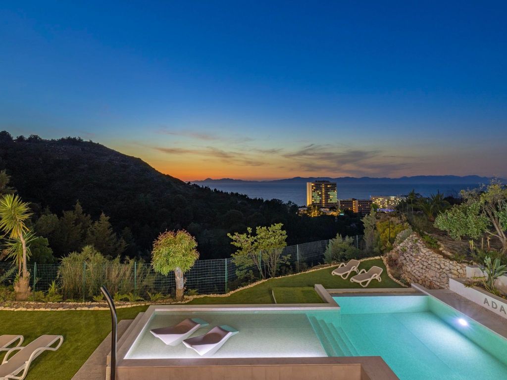 "Adamas Villa Rhodos"