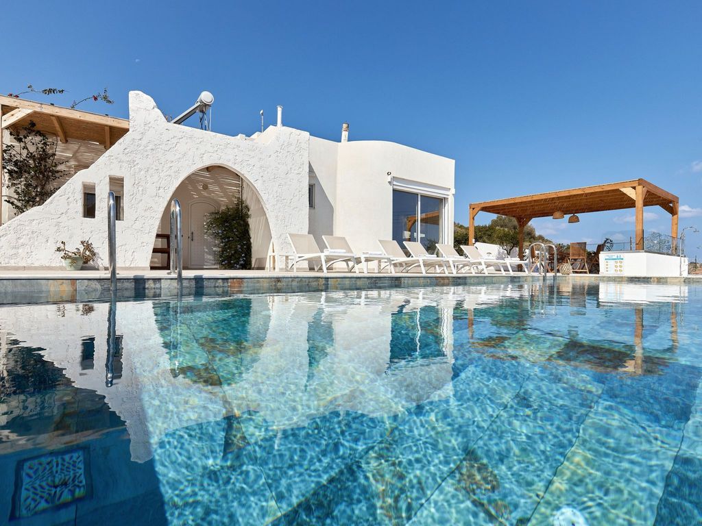 Villa Elena mit privatem beheiztem Schwimmbad