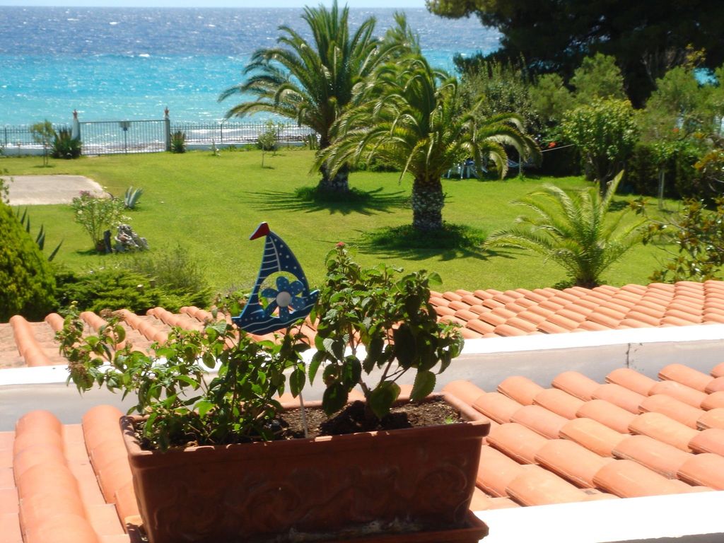 Aus dem Garten direkt an den Strand