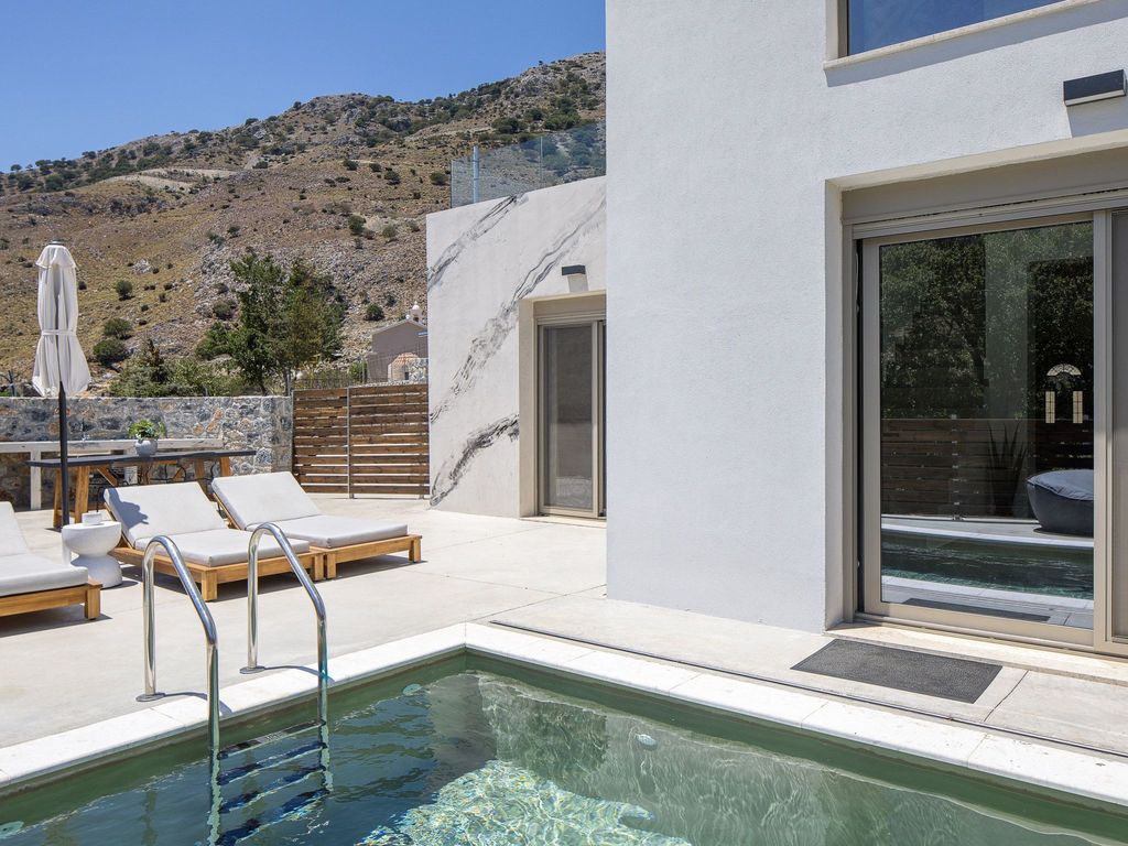 Imbros Villa I -''Gratis''BeheizterPool und Ruhe