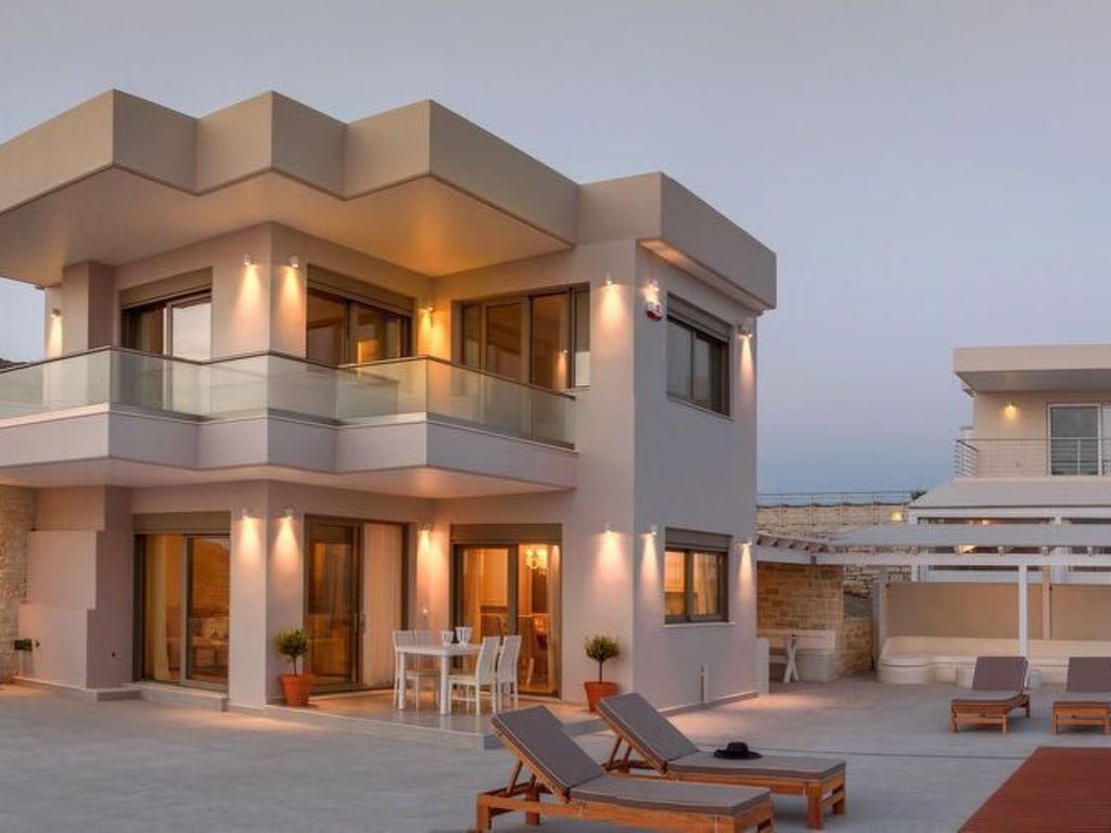 Delfini Villa