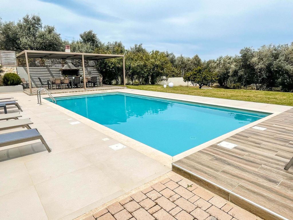 Villa Aelia I Modern und ideal für große Gruppen