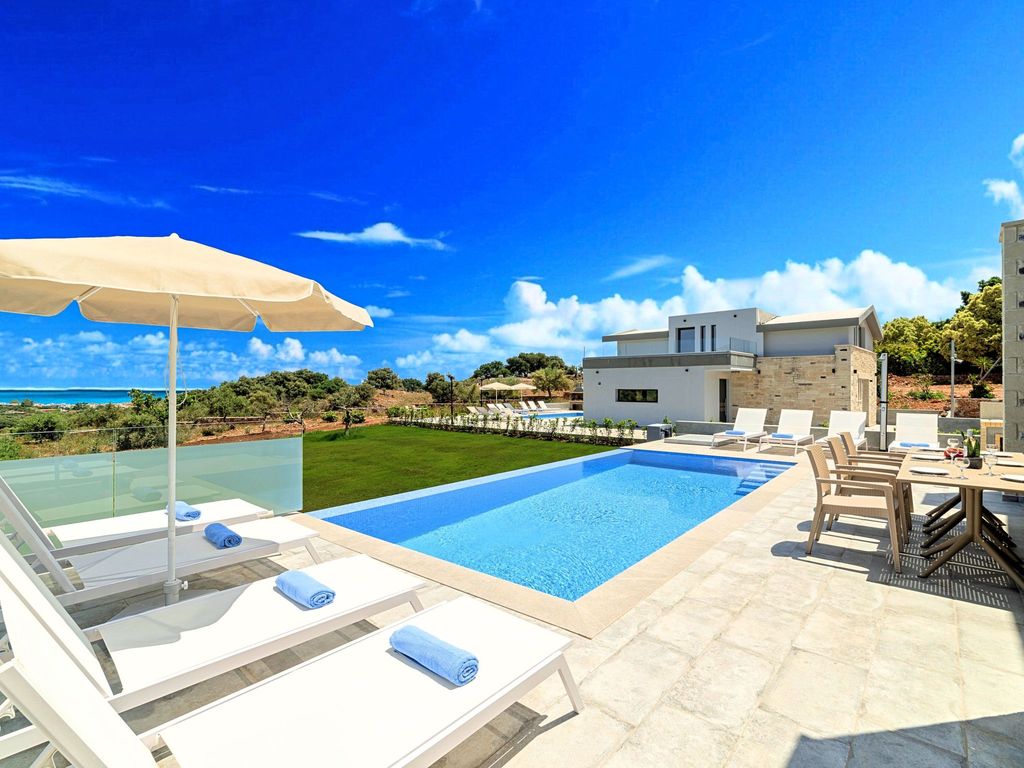 für 30 Personen in Mathes, Kreta (West-Kreta)