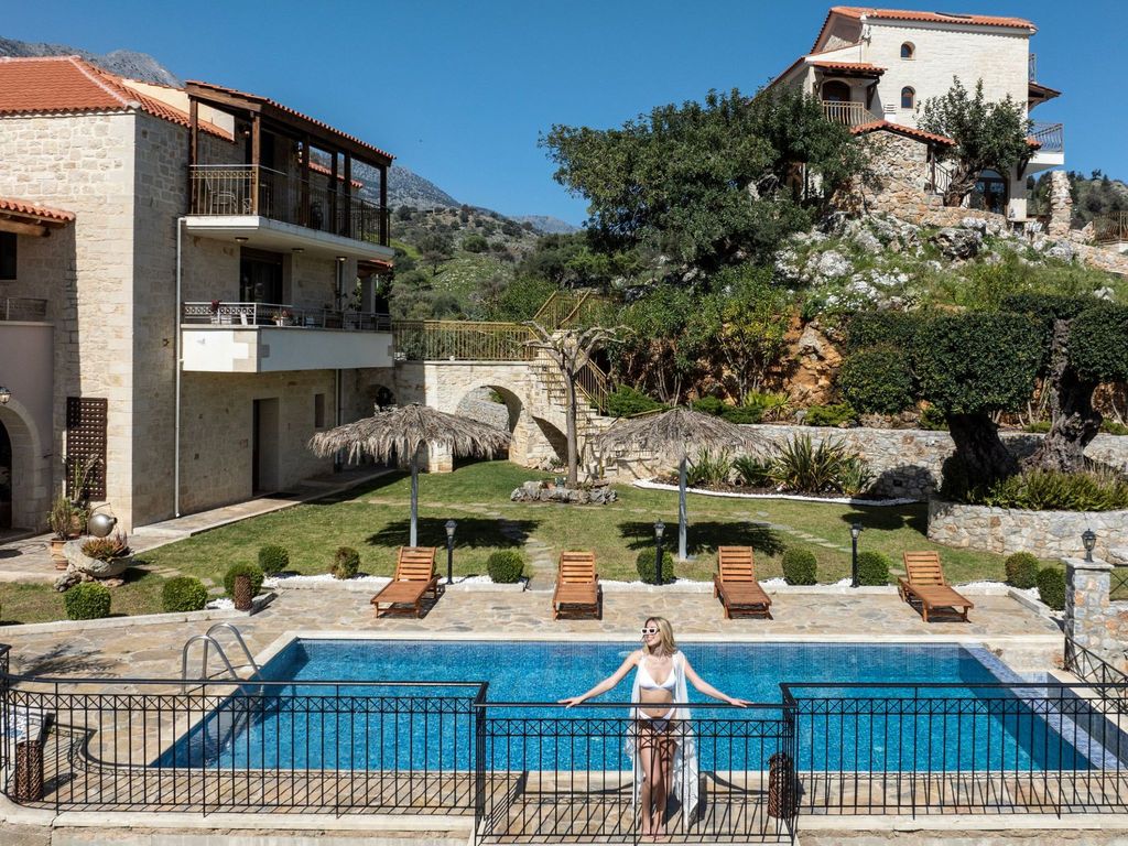 Geroulios Kastro Villa I, Heated Pool, Seaview