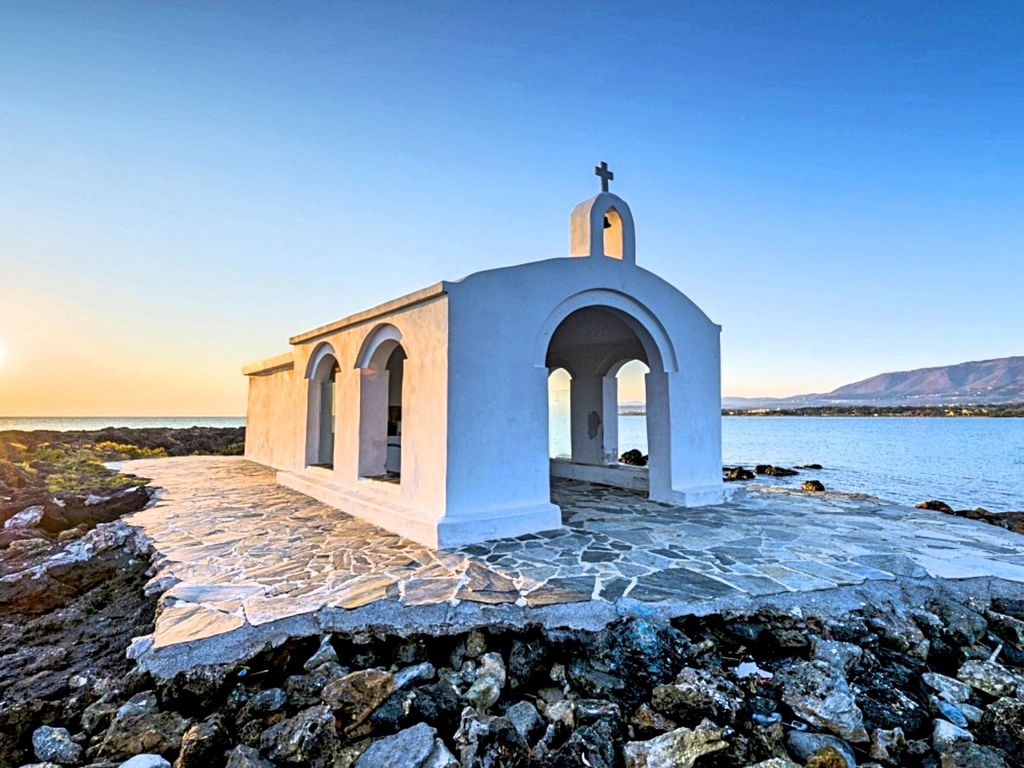 Villa "Minoas Grand" mit Blick auf das Wasser