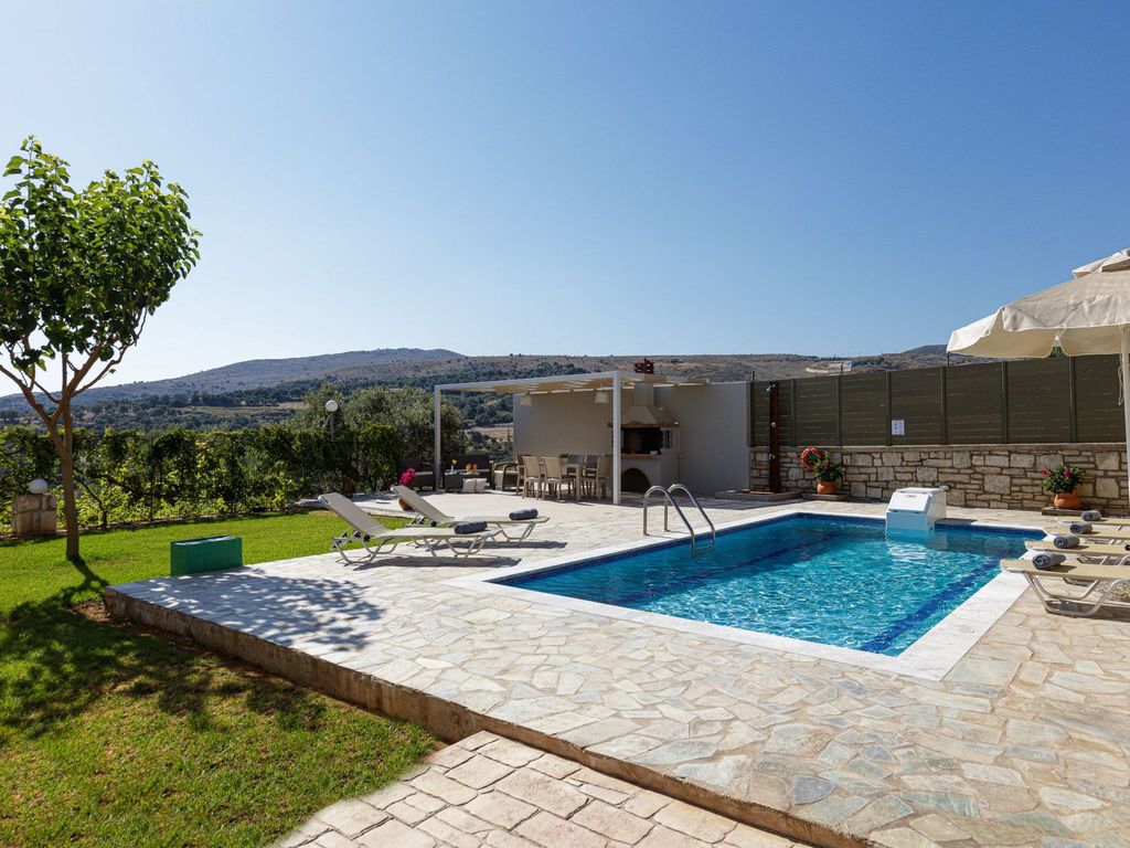 Familienfreundliche Villa mit privatem Pool und