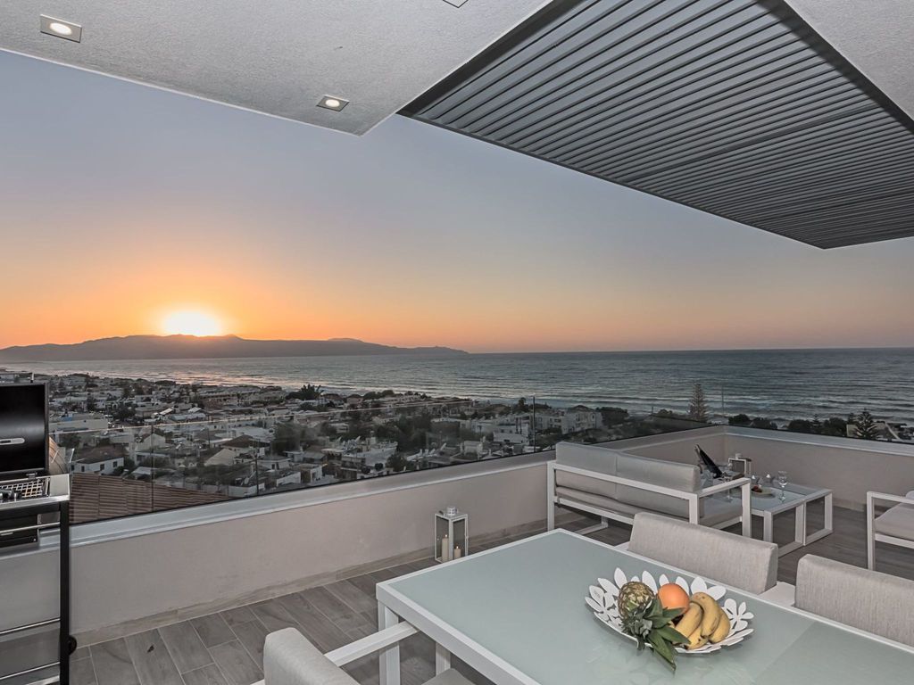 für 8 Personen ca. 125 m&sup2; in Platanias, Kreta (West-Kreta)