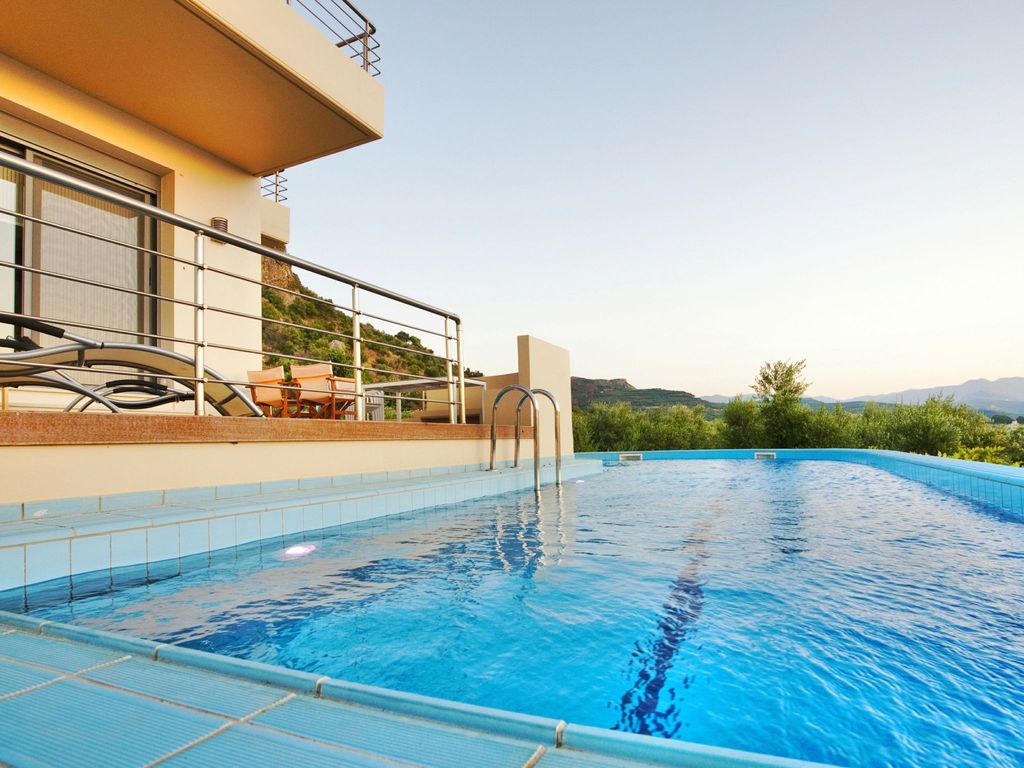 "Sirocco" mit Blick auf das Wasser