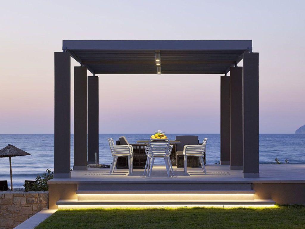 Youphoria Beachfront Estate