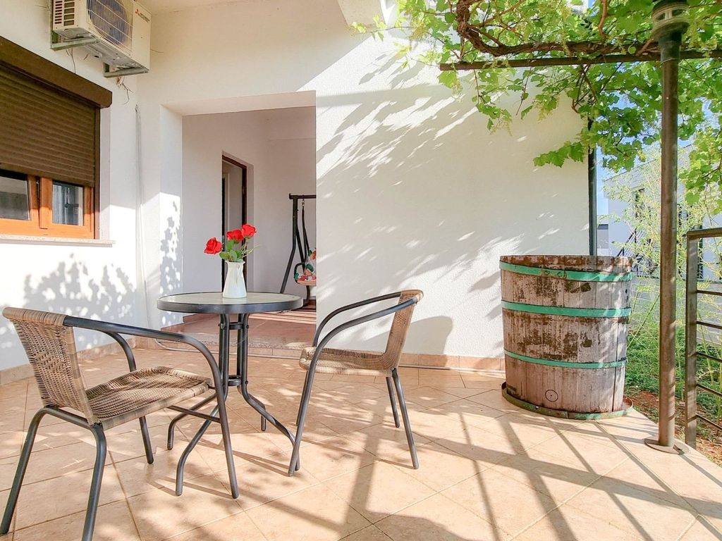 Studio-Wohnung "Dani 2" mit Terrasse