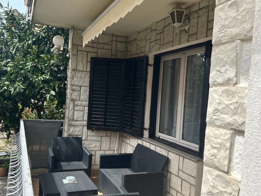 Villa Hanka App. Lavanda m.Balkon bis 4 Pers. EG